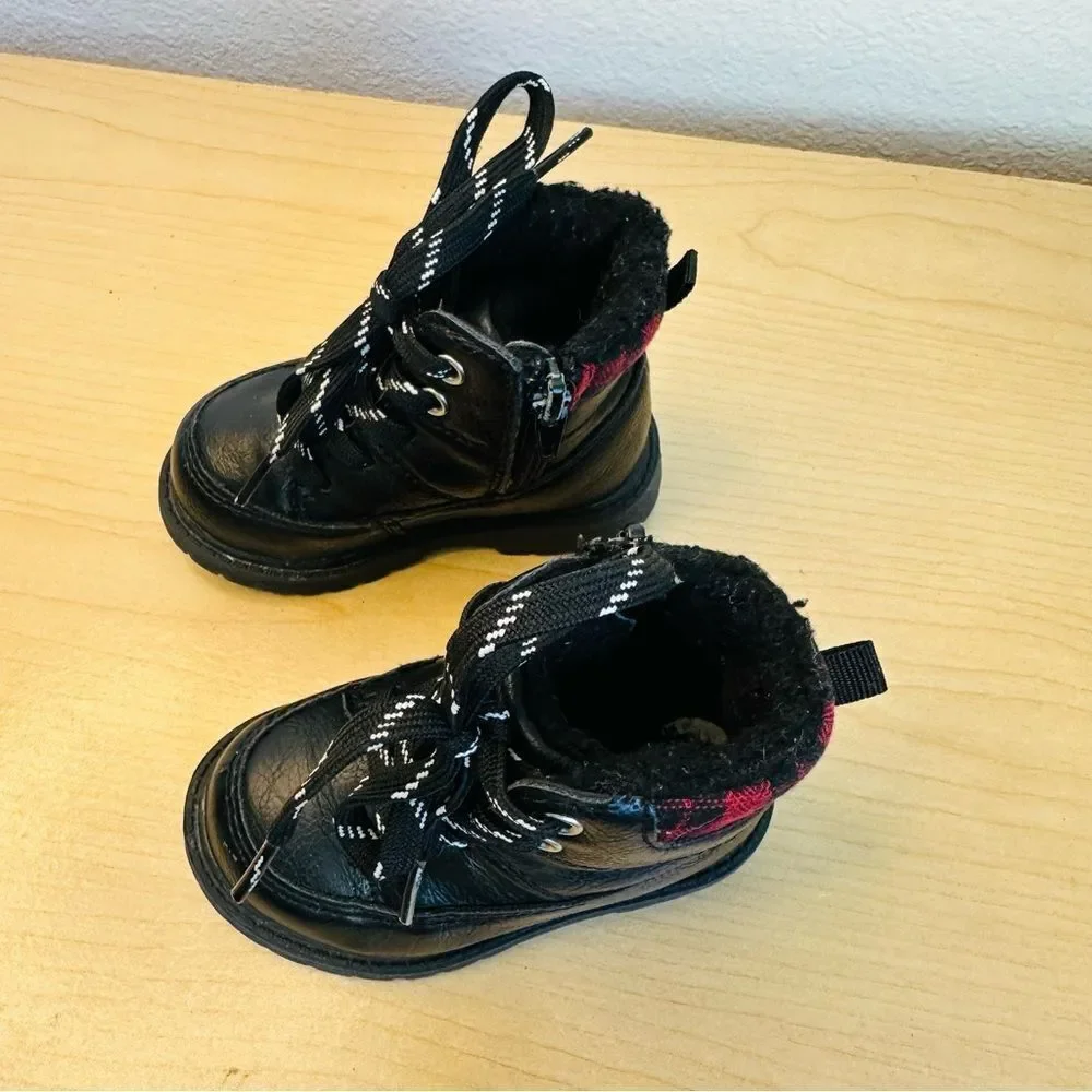 Carters‎ Unisex Black Vegan Leather Red Buffalo Check Toddler Boots Size 5